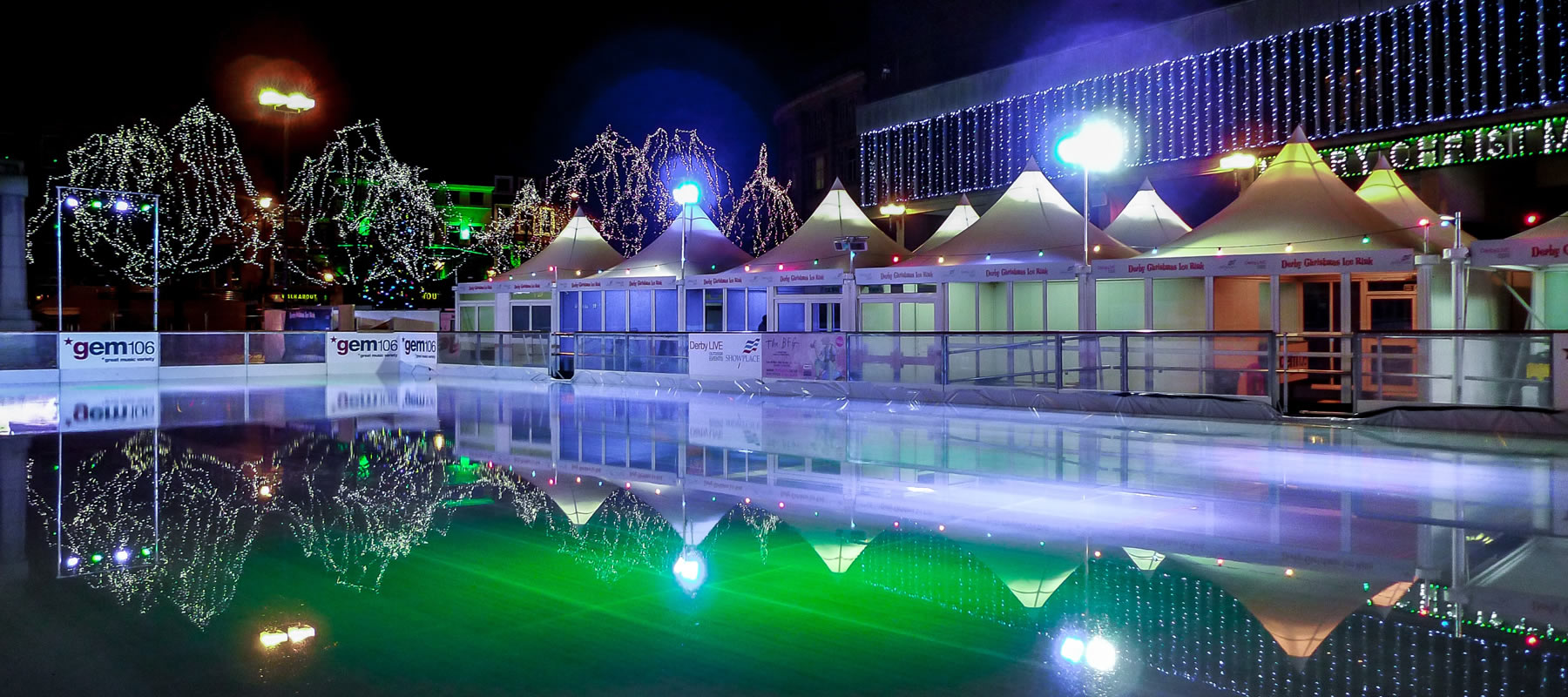 What are the Benefits of a Real Ice Rink? Christmas Ice Rinks